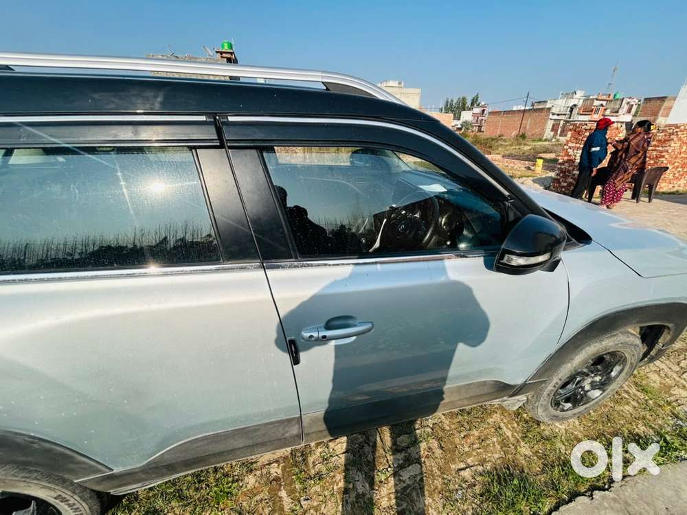 Maruti Suzuki Brezza Petrol 2023