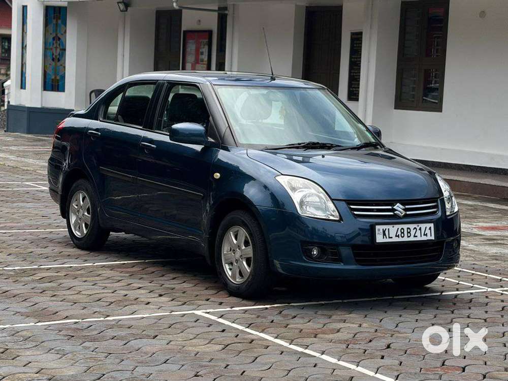 Maruti Suzuki Swift Dzire 1.2 Zxi Bsiv, 2010, Petrol