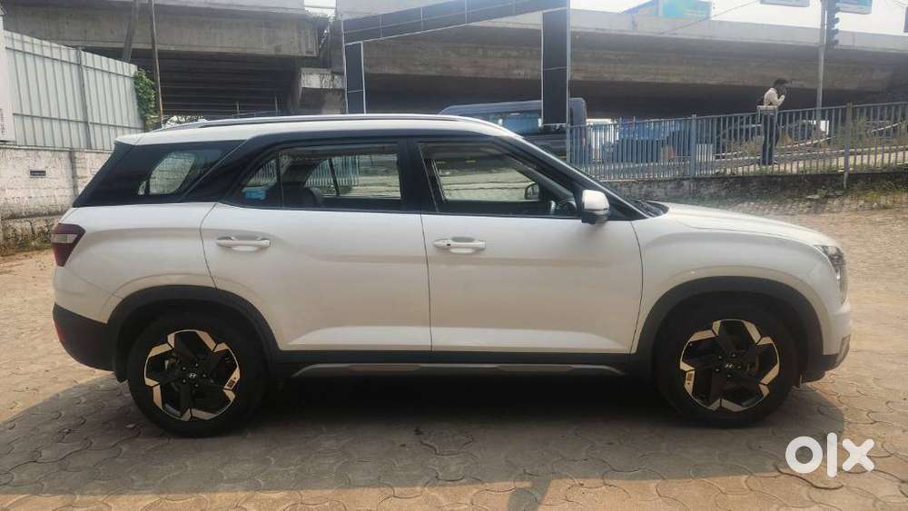 Hyundai Alcazar Signature, 2021, Petrol