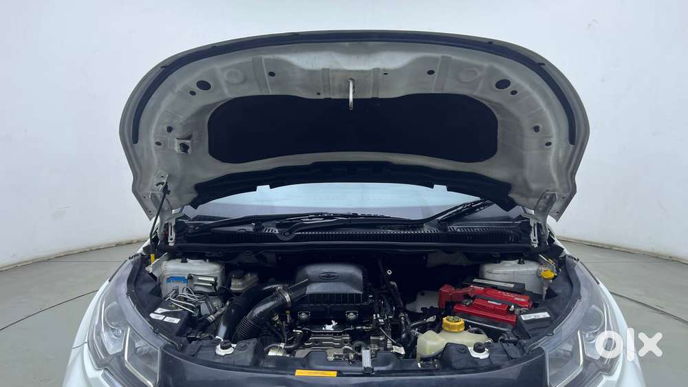 Tata Nexon 1.2 Revotron Xza Plus, 2023, Petrol