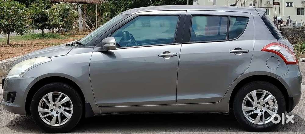 Maruti Suzuki Swift Vvt Zxi, 2012, Petrol