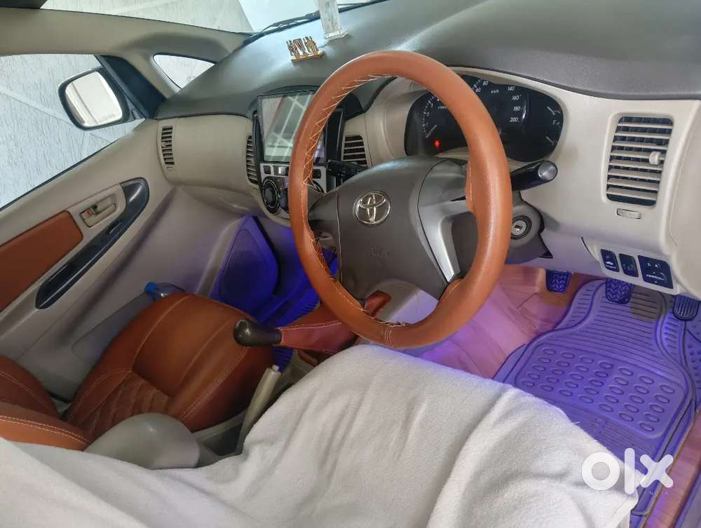 Toyota Innova 2012 Diesel 158000 Km Driven