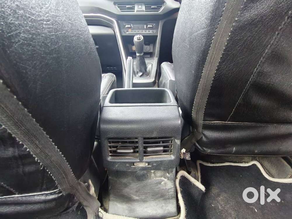 Maruti Suzuki Brezza 1.5 Vxi Smart Hybrid, 2023, Petrol