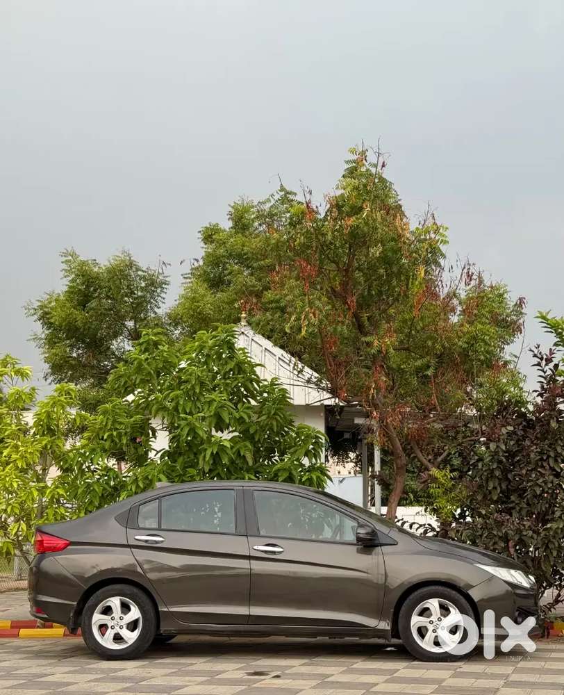 Honda City 1.5 V 2014