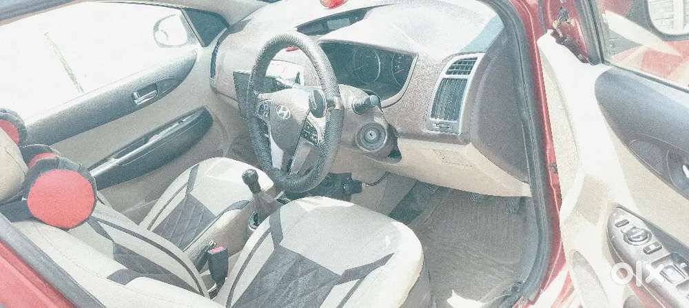 Hyundai I20 Sports 2012 Petrol+cng Well Maintained Imaculate Condition