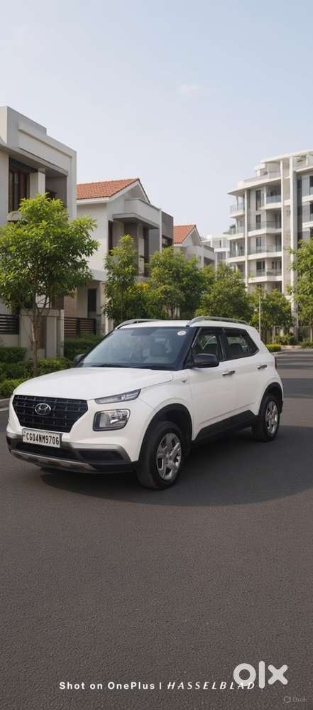 Hyundai Venue, 2021, Petrol