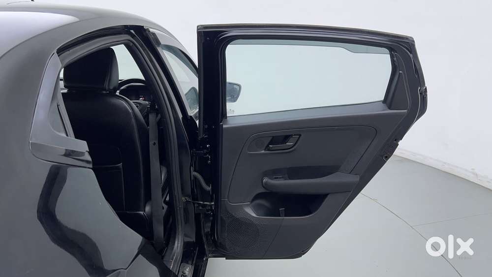 Tata Altroz Xz Plus I-turbo (s), 2022, Cng & Hybrids