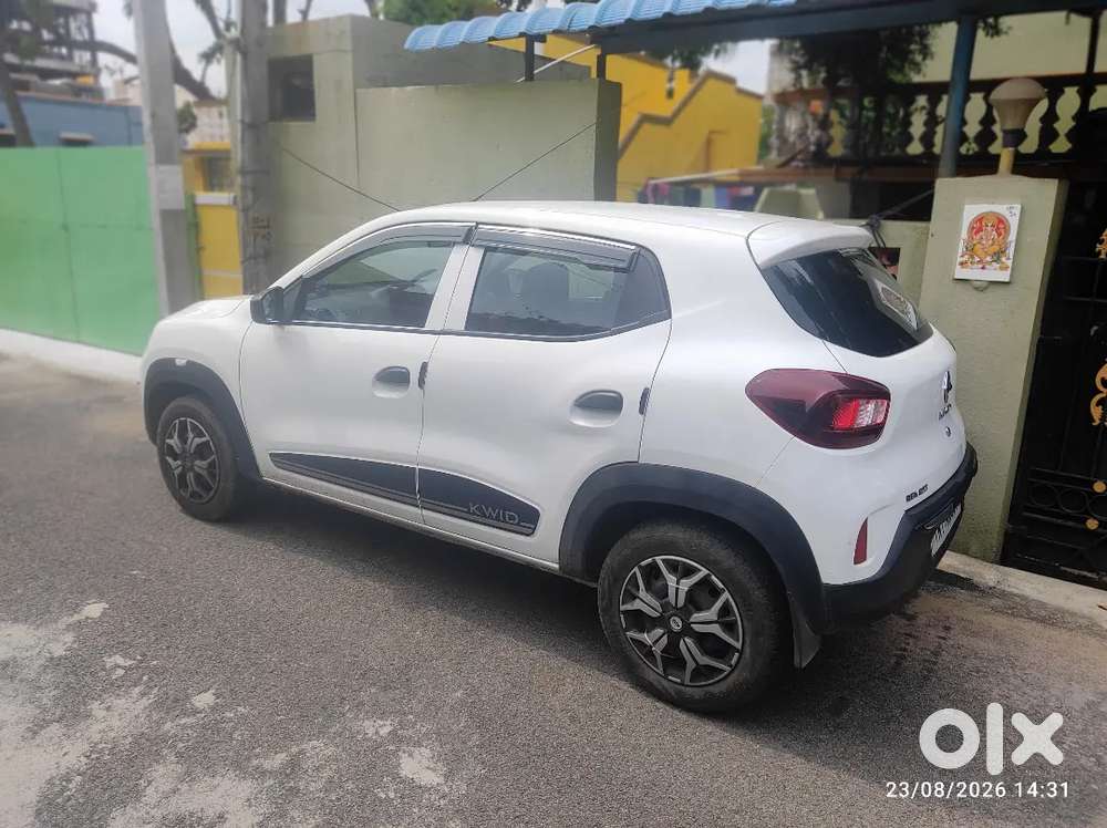 Renault Kwid Rxt 2022 – White  For Sale