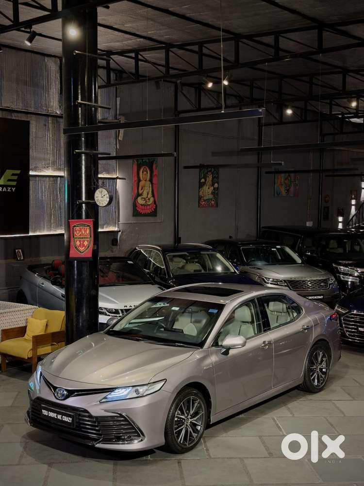 Toyota Camry Hybrid, 2023, Petrol