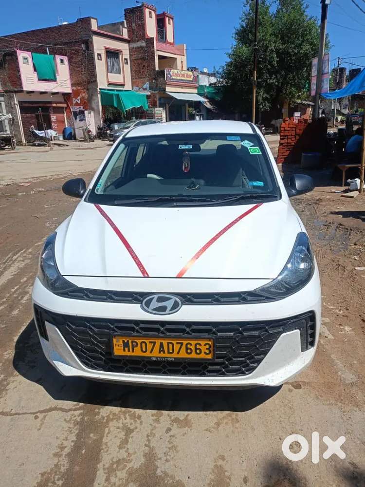 Hyundai Aura 2025 Cng & Hybrids 42000 Km Driven