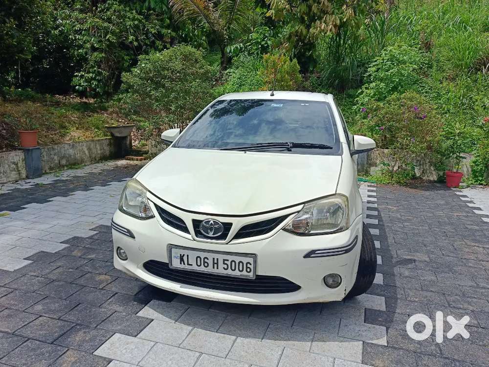 Toyota Etios Liva 2016 Petrol