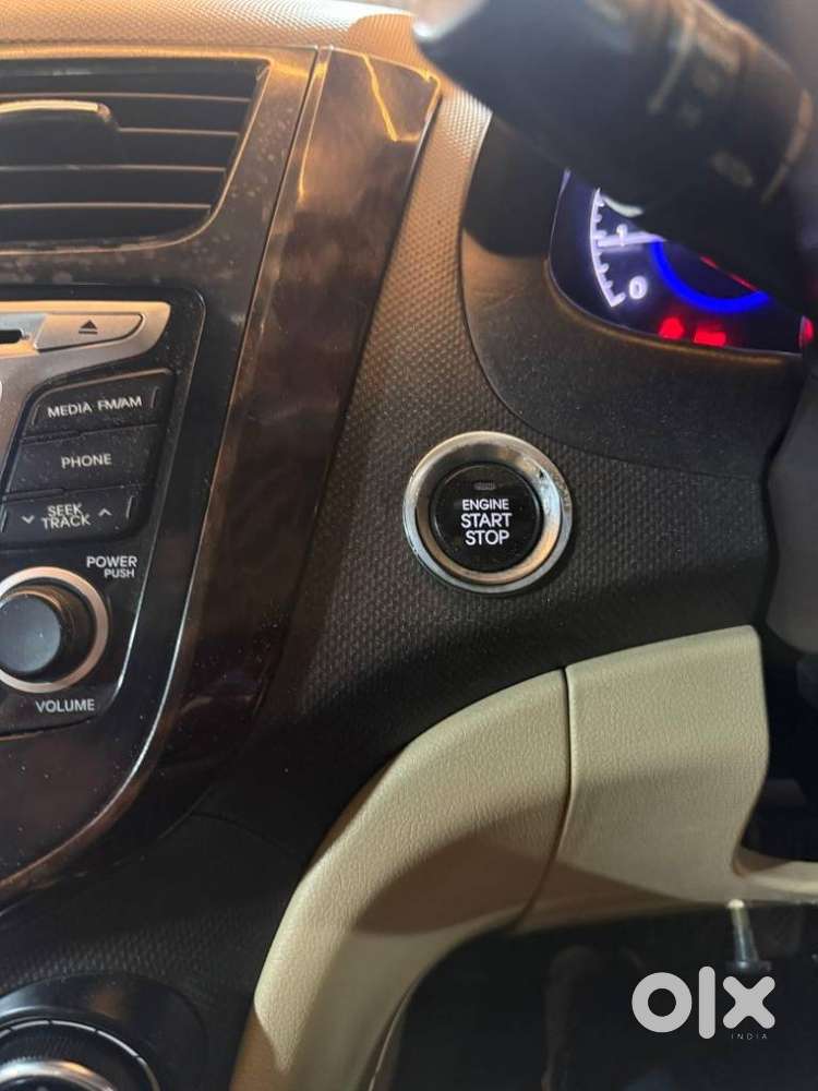 Hyundai Verna 1.6 Sx (o) Anniversary Edition Vtvt, 2015, Petrol