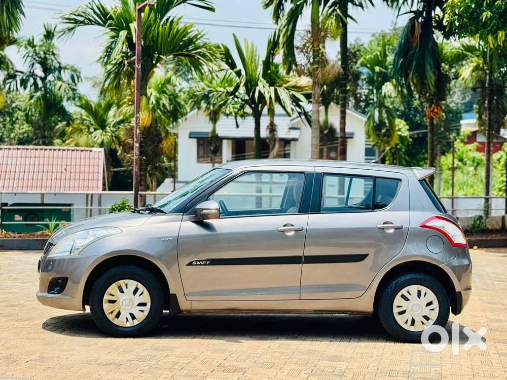 Maruti Suzuki Swift 2011-2014 Vxi, 2013, Petrol