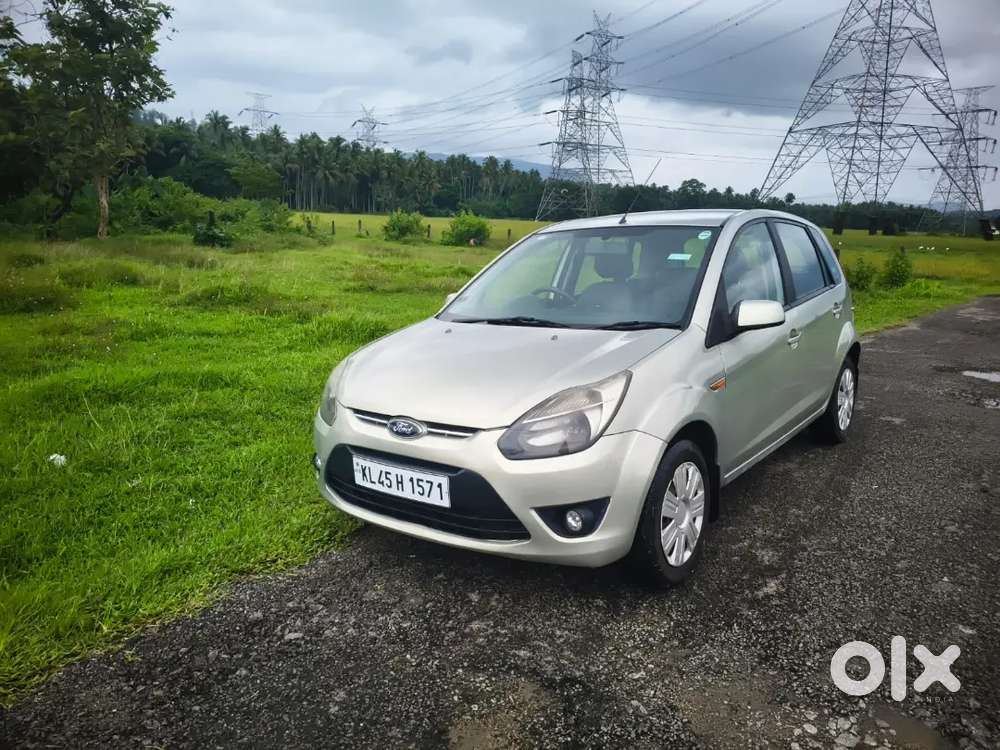 Ford Figo 2012 Diesel 128000 Km Driven