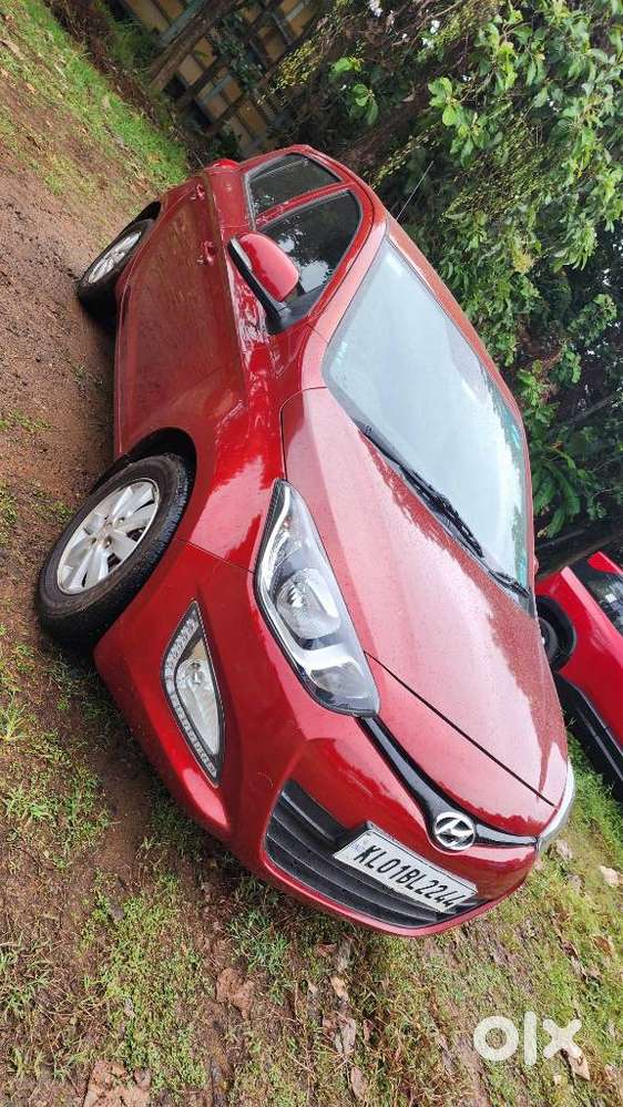 Hyundai I20 Sportz At 1.4, 2013, Petrol