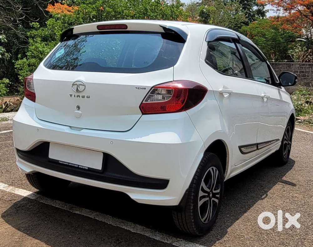 Tata Tiago Xt Icng, 2023, Petrol