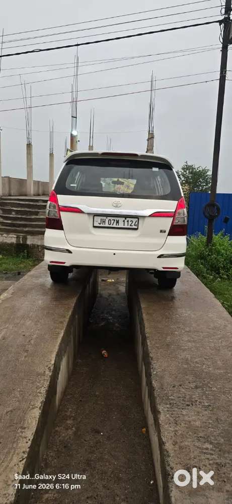 Toyota Innova Diesel 2014