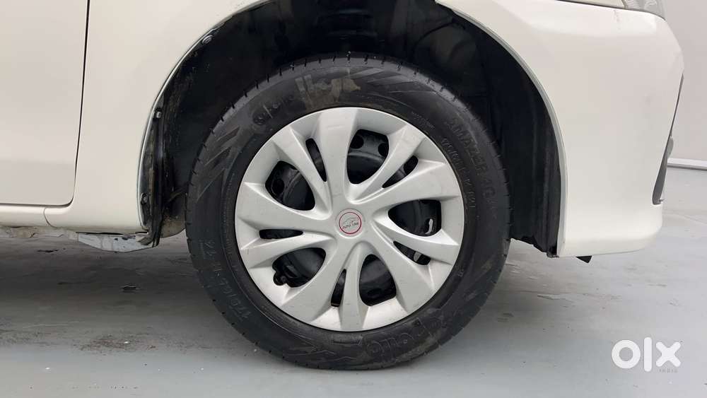 Toyota Etios Liva 2014-2016 V, 2017, Petrol