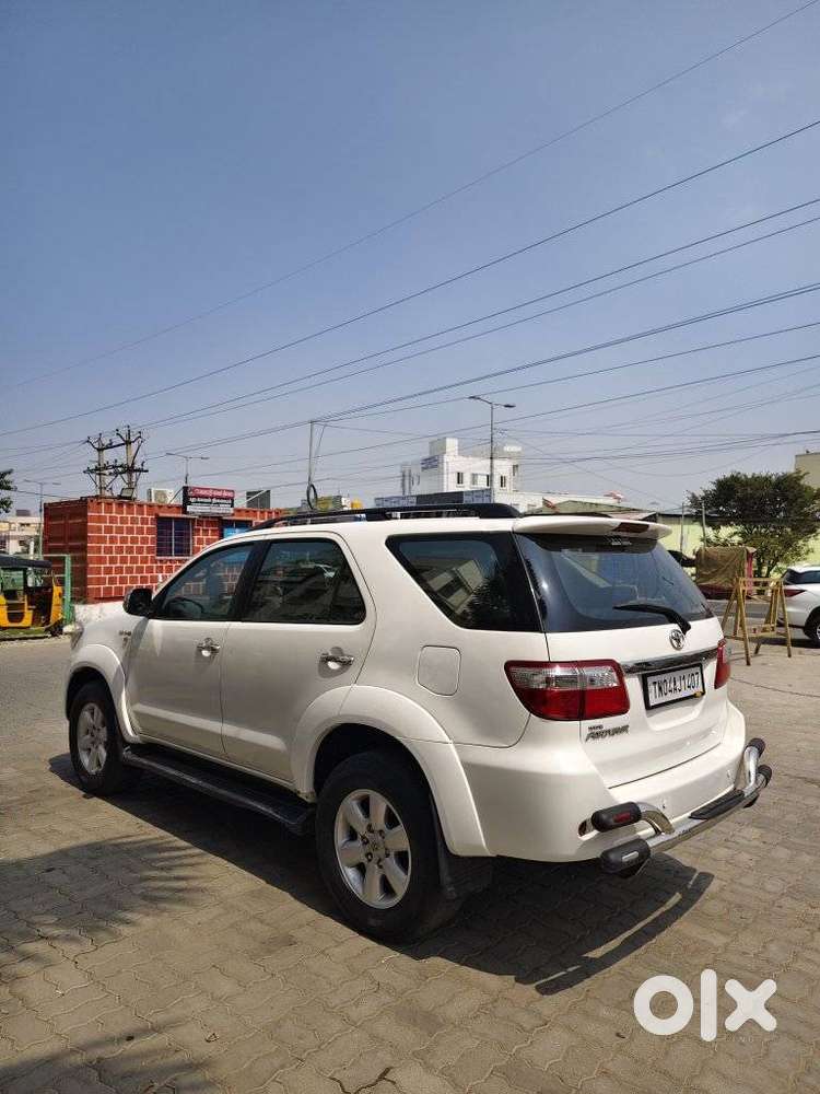 Toyota Fortuner 3.0 4x4 Manual, 2011, Diesel