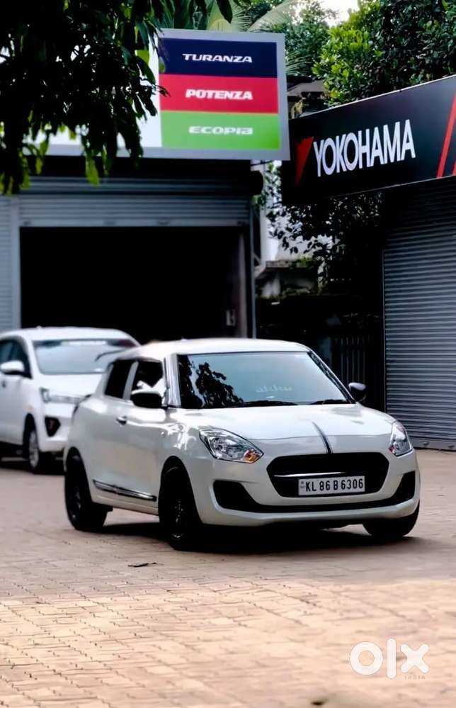 Maruti Suzuki Swift 2023 Petrol Well Maintained