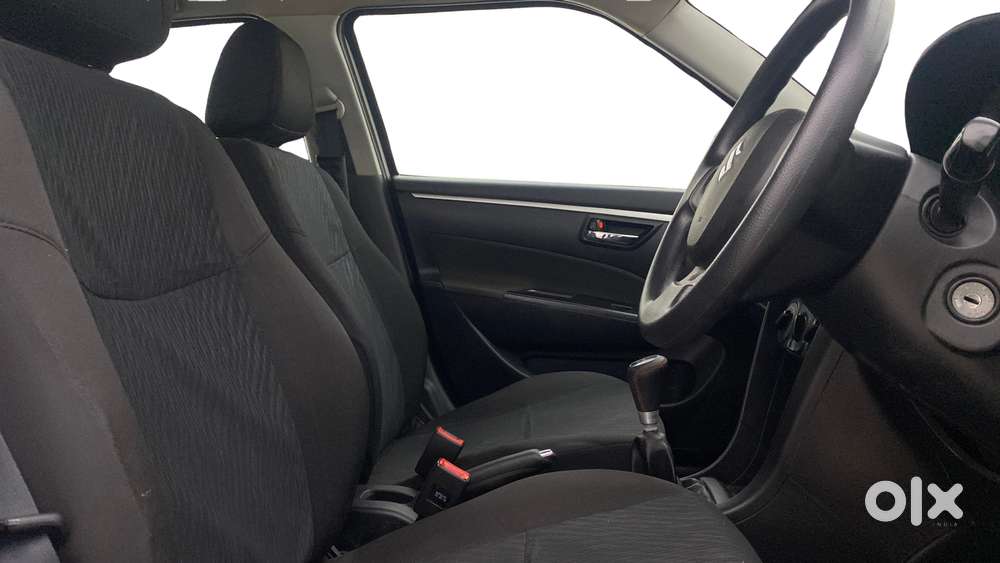 Maruti Suzuki Swift Vxi, 2016, Petrol