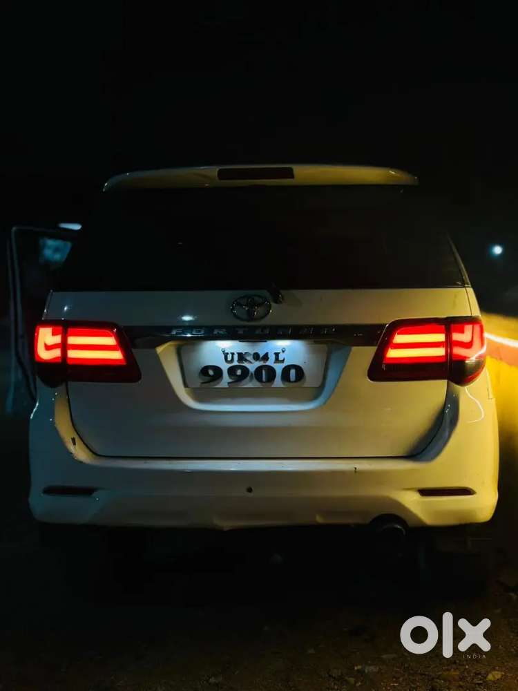 Toyota Fortuner 2012 Diesel 140000 Km Driven