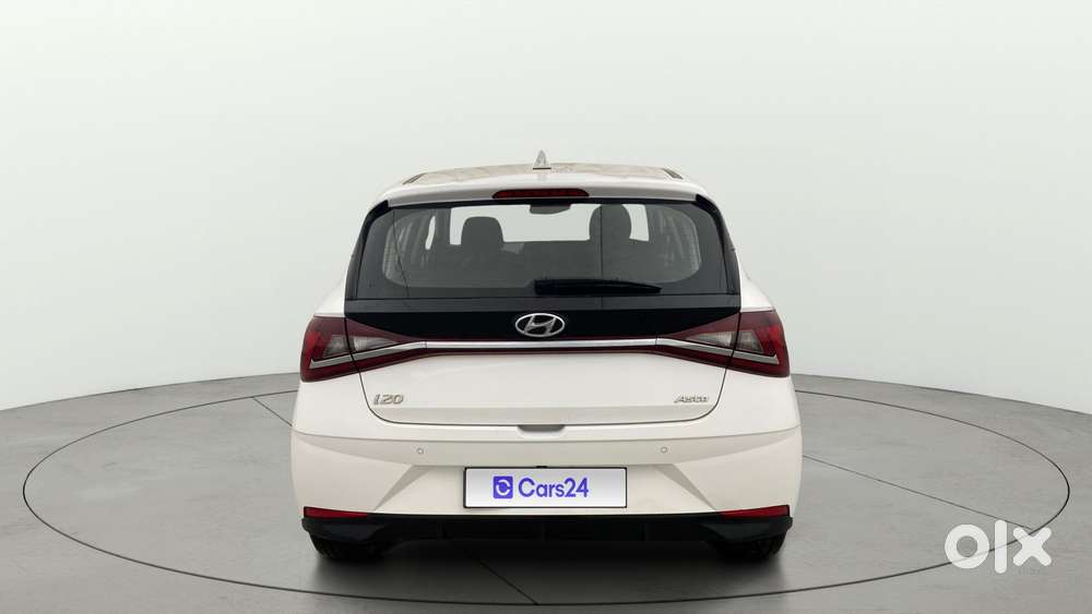 Hyundai New I20 1.2 Asta (o) Ivt, 2023, Petrol