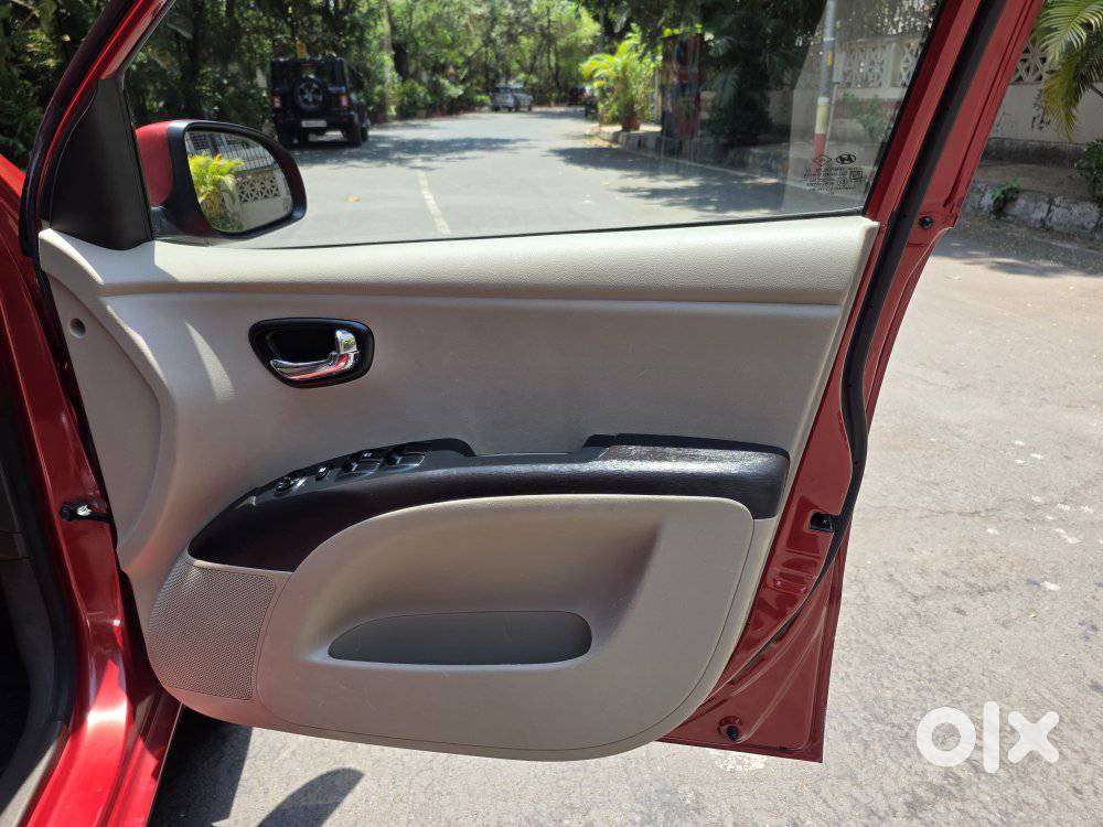 Hyundai Grand I10 1.2 Sportz At, 2013, Petrol