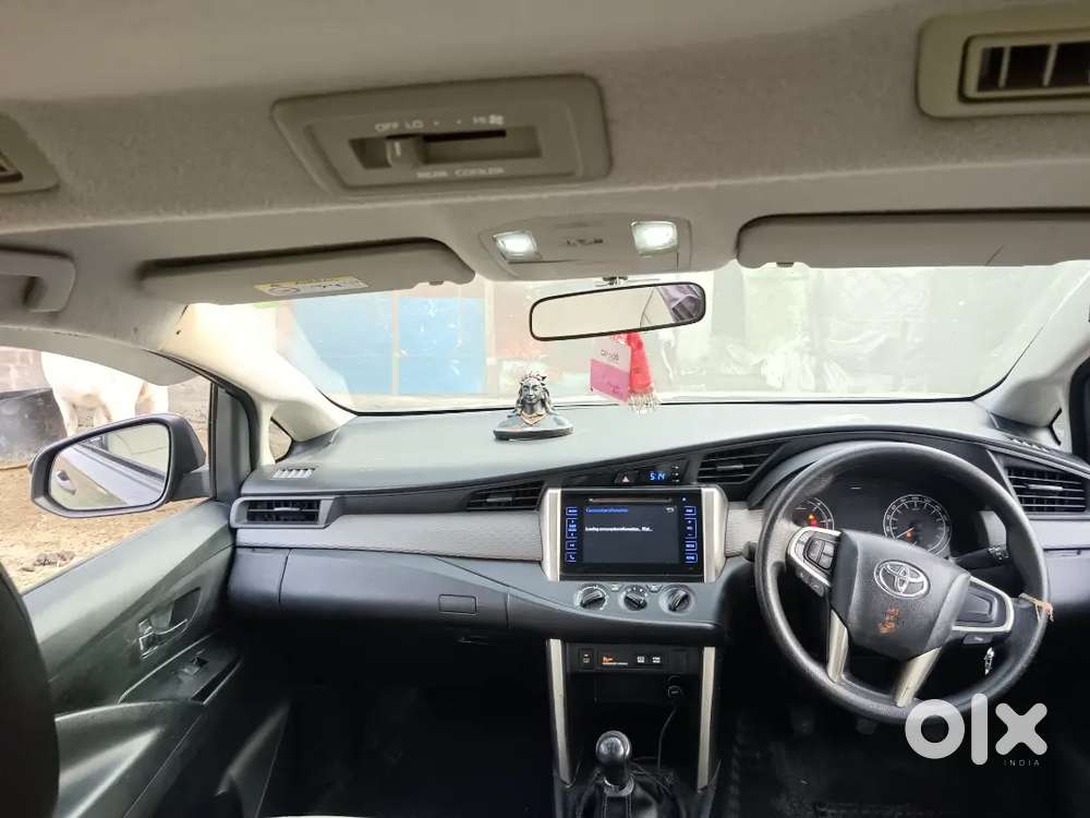 Toyota Innova Crysta 2017 Diesel 146000 Km Driven