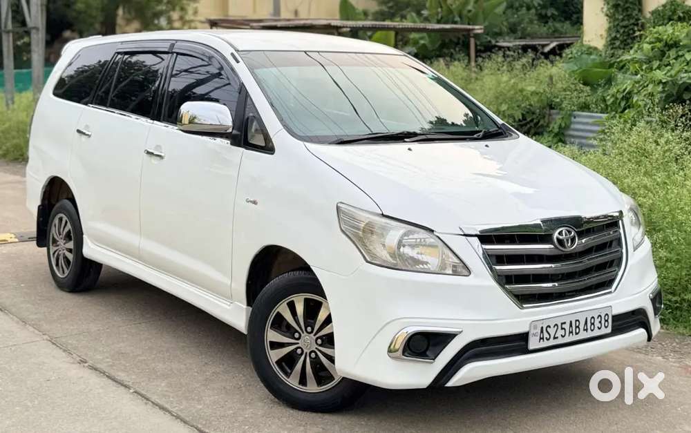 Toyota Innova 2016 Diesel 137000 Km Driven