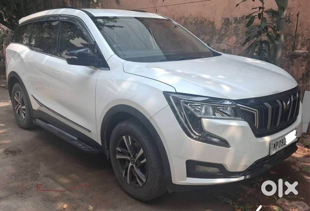 Mahindra Xuv700 Mx Diesel Mt 5 Str (e), 2023, Diesel