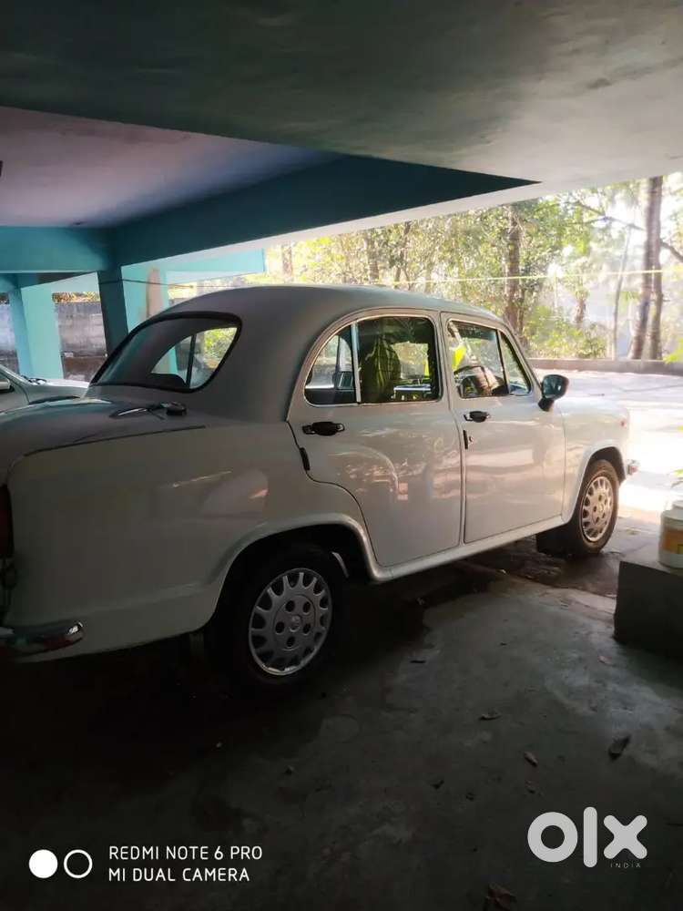 Ambassador Ambassador 2004 Diesel 99000 Km Driven