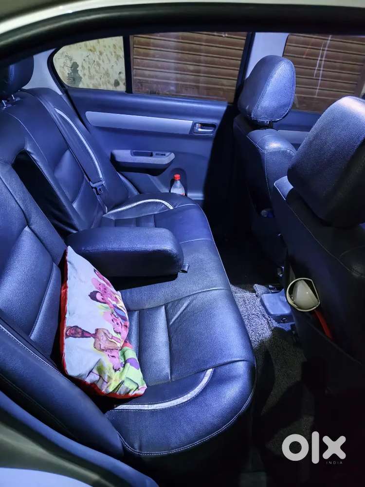 Maruti Suzuki Dzire 2011 Petrol 65000 Km Driven