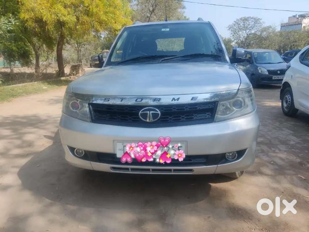 Tata Safari Storme 2017 Diesel 102000 Km Driven
