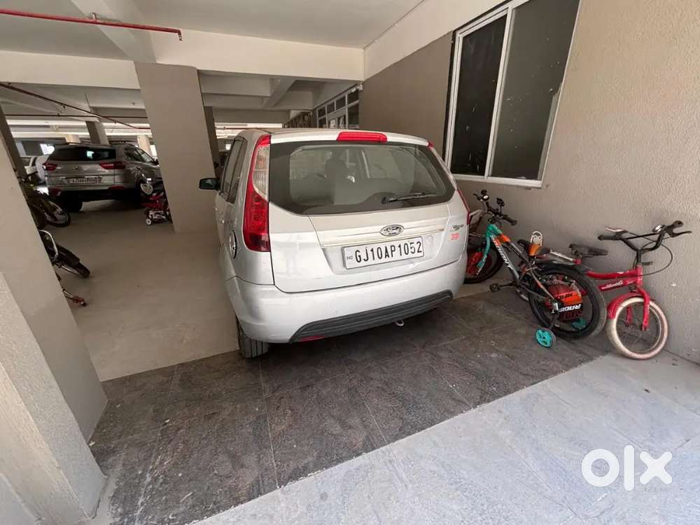 Ford Figo Petrol Lxi 2010