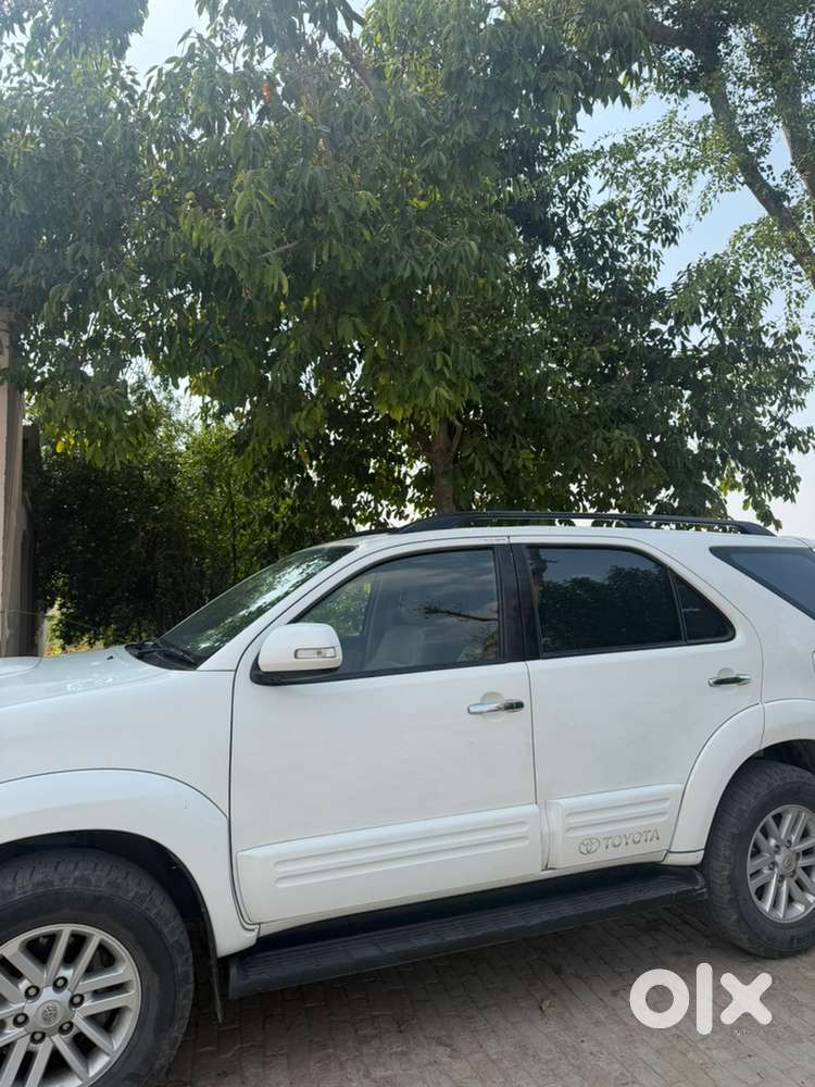 Toyota Fortuner Diesel 2014