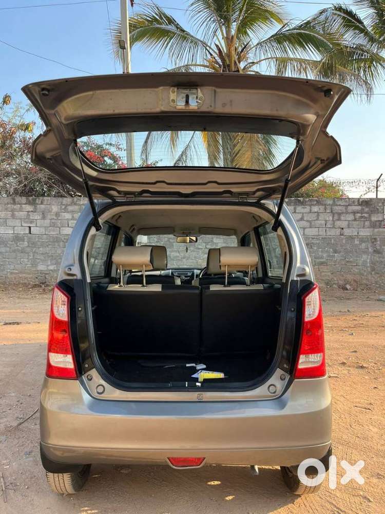 Maruti Suzuki Wagon R Vxi Amt1.2, 2016, Petrol