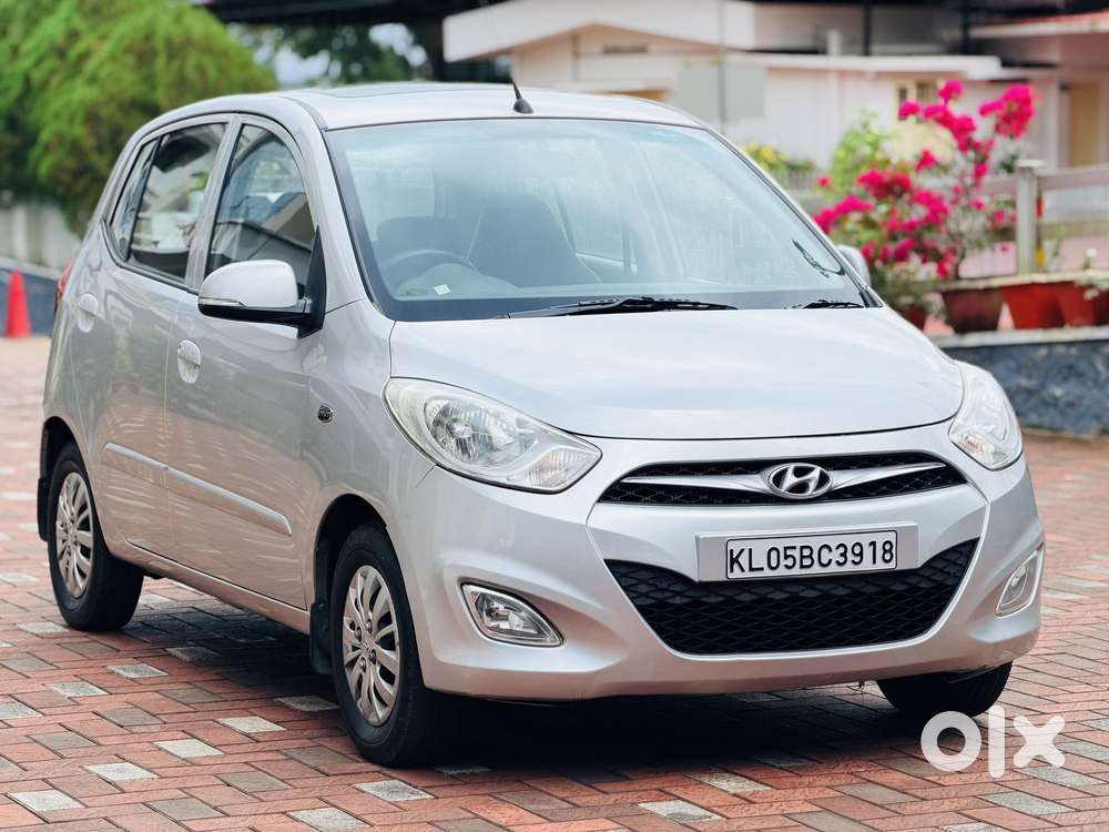 Hyundai I10 Asta 1.2 At With Sunroof, 2013, Petrol