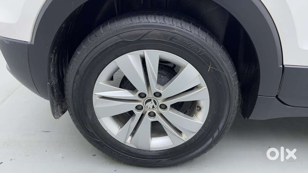 Skoda Kushaq 1.0 Tsi Ambition At, 2023, Petrol