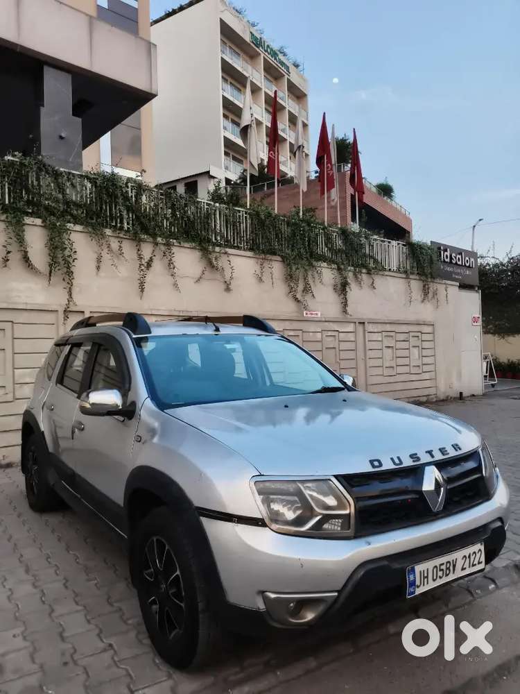 Duster Rxz Top Model