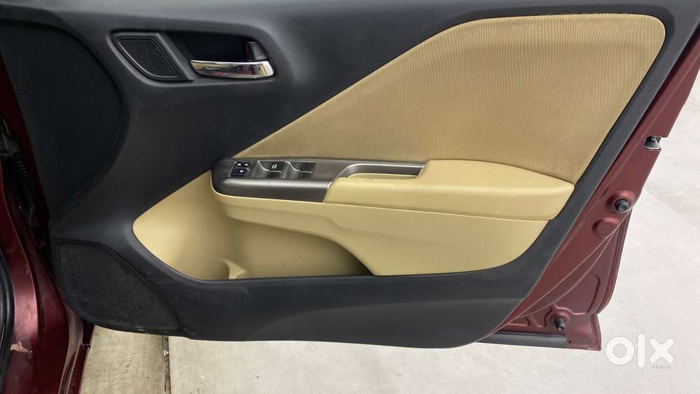 Honda City 2015-2017 I Vtec V, 2016, Petrol