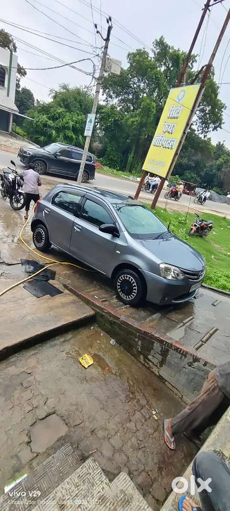 Toyota Etios  2013