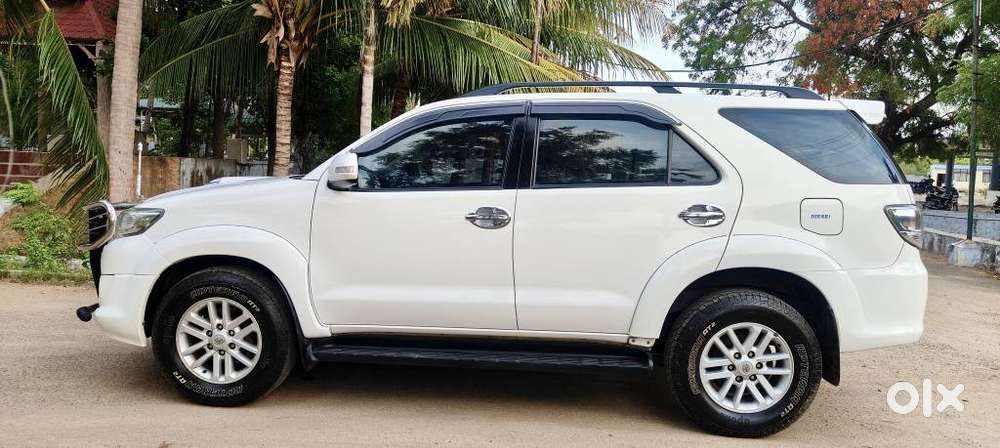 Toyota Fortuner 4x2 At, 2012, Diesel