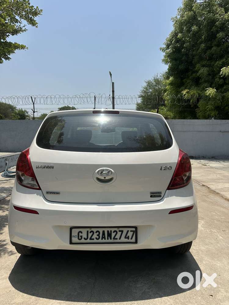 Hyundai I20 Sportz 1.4 Crdi, 2013, Diesel