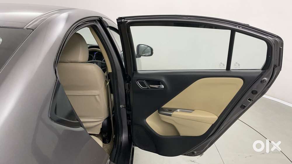Honda City 1.5 Zx Cvt I-vtec, 2017, Petrol