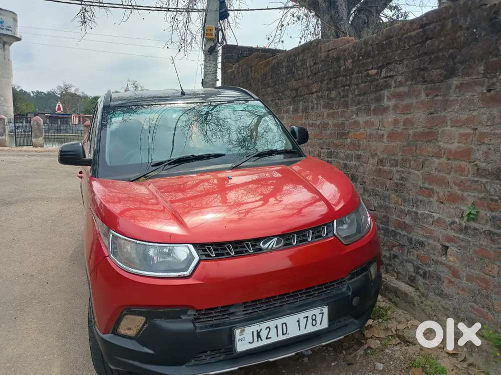 Mahindra Kuv 100 2017