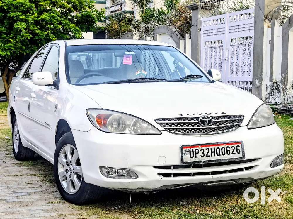 Toyota Camry 2004 Petrol Well Maintained