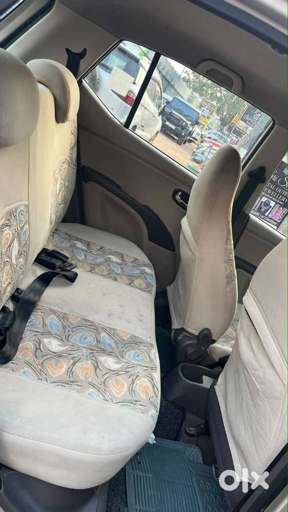 Hyundai I10 Sportz At, 2010, Petrol