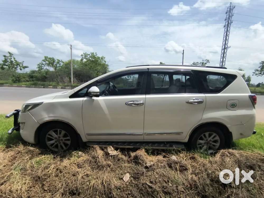 Toyota Innova Crysta 2016 Diesel 7-seater