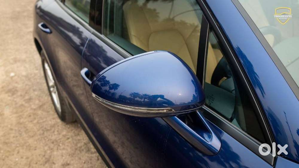 Porsche Macan 2.0 Turbo, 2024, Petrol